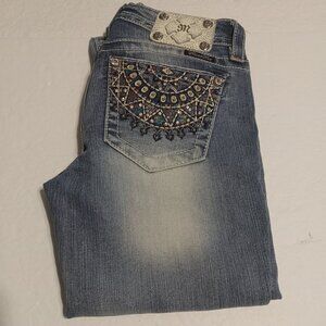 Miss Me Mid Rise Cuffed Capri Embellished Jeans Size 26 MP7124P